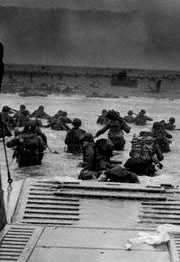 world-war-two-omaha-beach-invasion